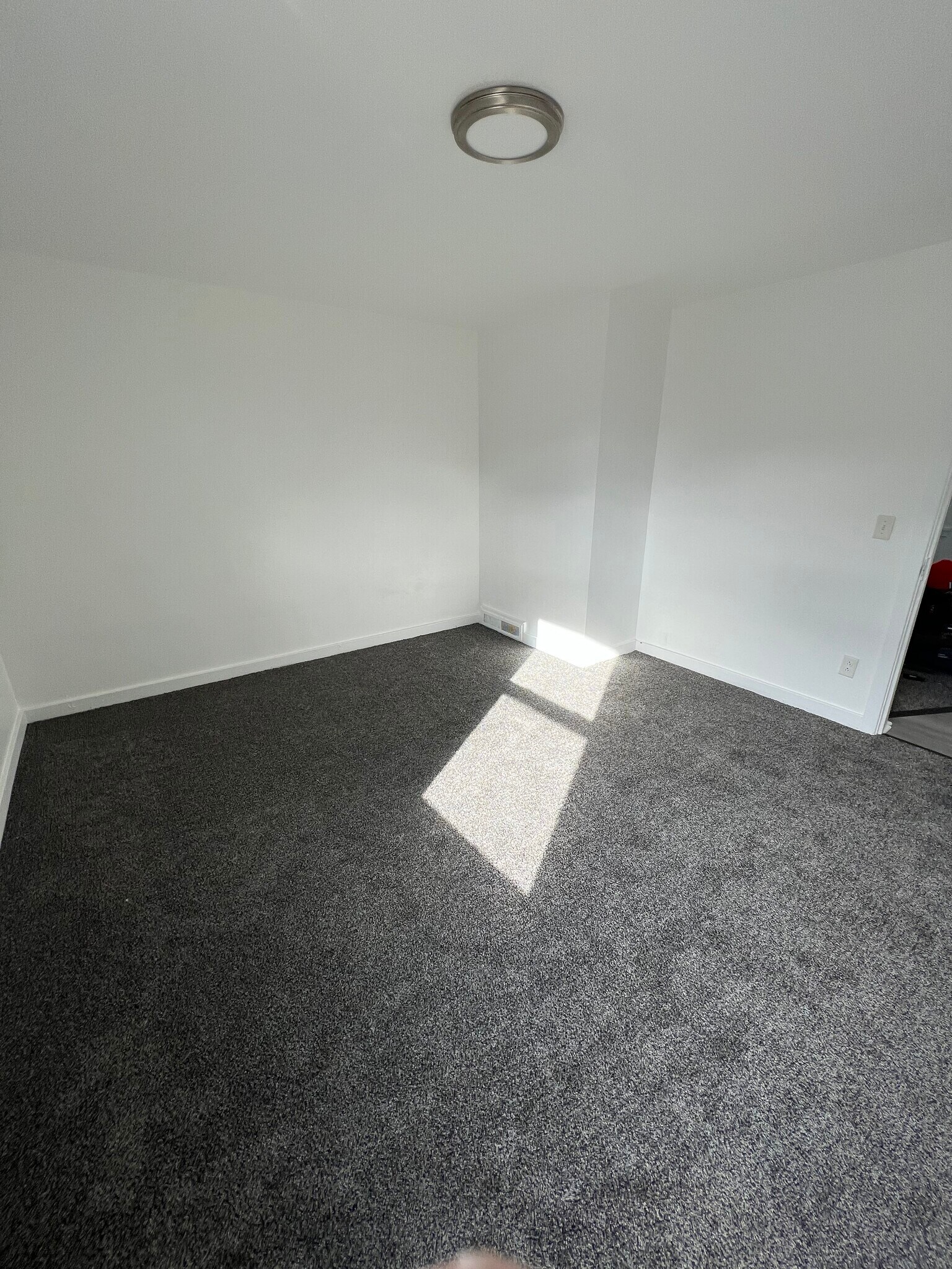 Building Photo - 19 Channing Pl