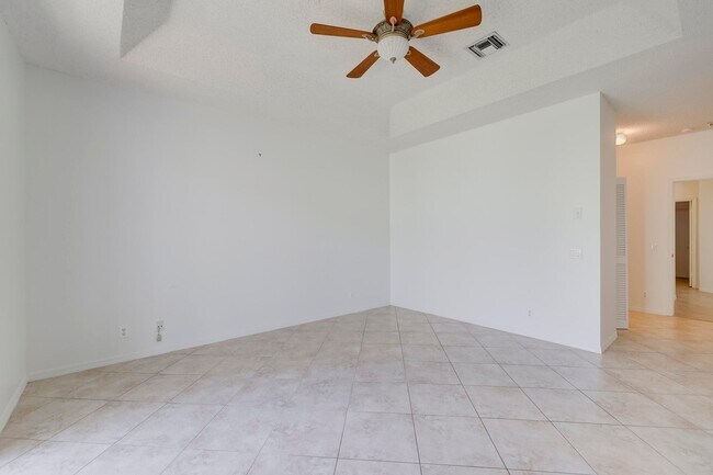 Building Photo - 6349 NW 78th Dr