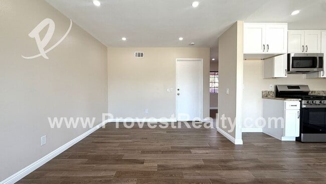 Building Photo - 12400 Pacoima Rd