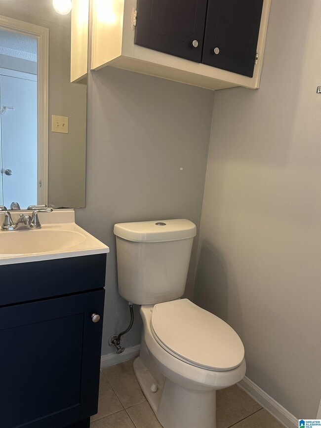 Building Photo - 839 Linbard Ln