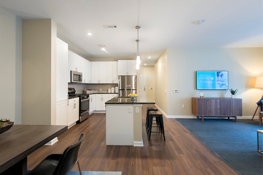 Kitchen - Avalon Somers