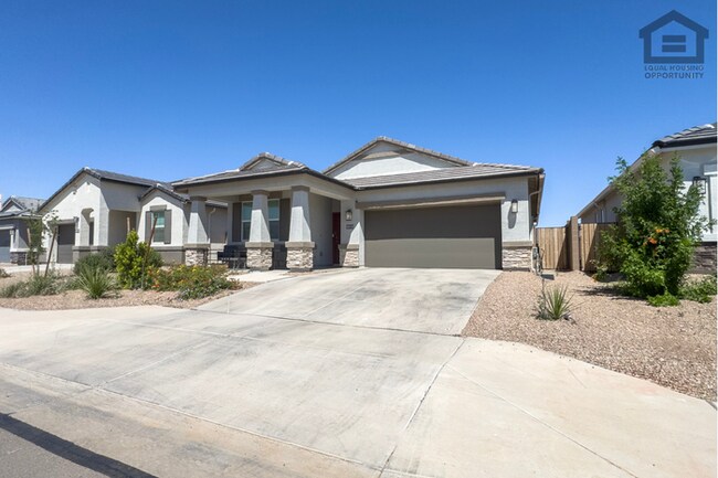 Building Photo - 3Bed/2Bath House in Maricopa! Move-In Ready on 09/10/2026!