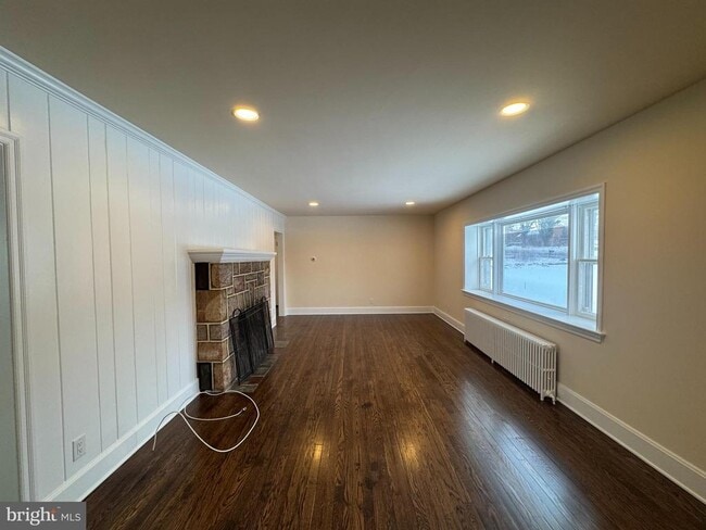 Building Photo - 345 Layfield Rd