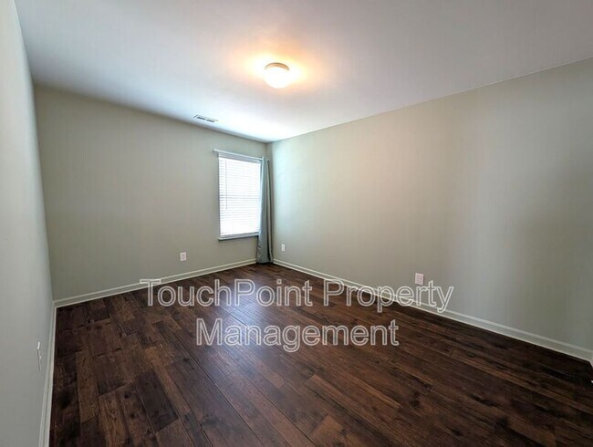 Building Photo - 2525 Mcintosh St