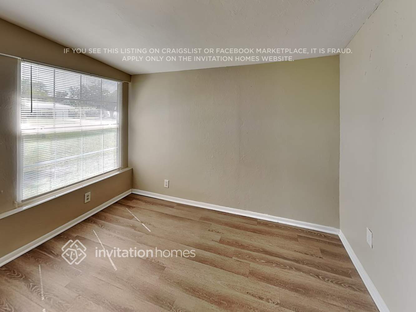 Building Photo - 3821 27th Pkwy