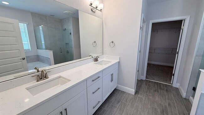 Building Photo - 17834 Adrift Rd