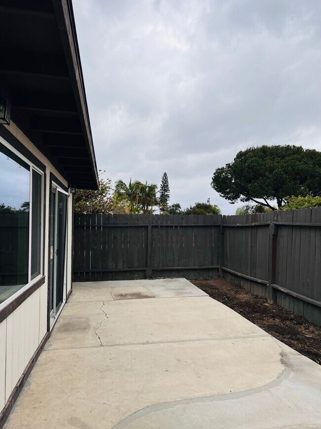 Building Photo - **Spacious Casita Style Condo 3 Bedrooms 2 Bathrooms**