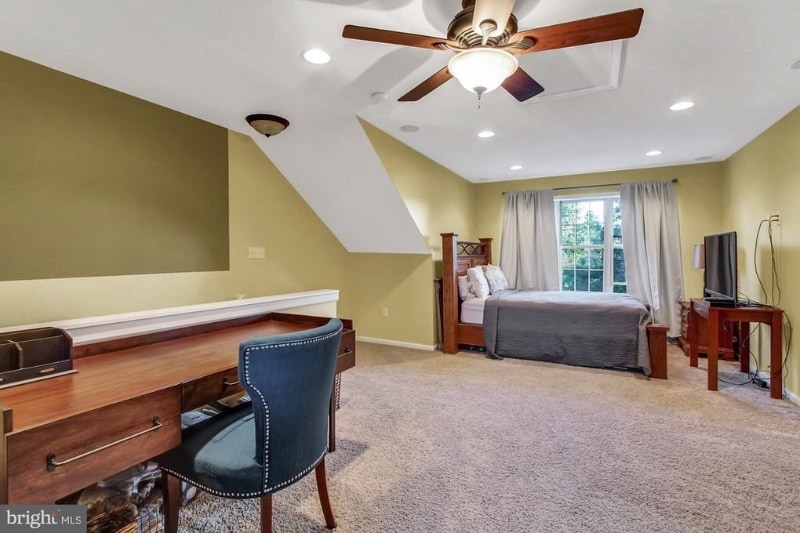 Building Photo - 788 Sylvan Rd