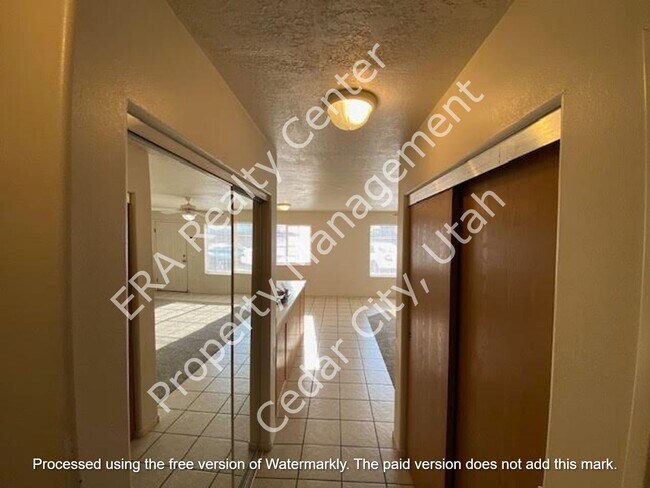 Building Photo - Move-In Discount!! 2 bedroom, 2 bathroom apartment