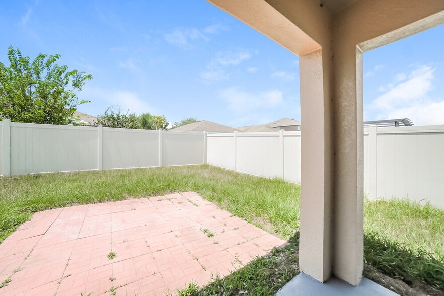 Building Photo - 7329 Lumber Port Dr