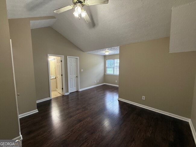 Building Photo - 960 Windwood Ct