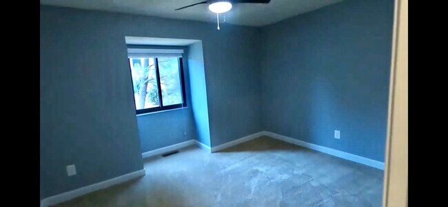 Bedroom #1 - 7557 Fleta St