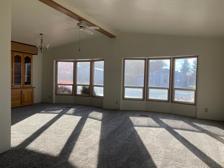 Building Photo - 1827 Westminster Ave