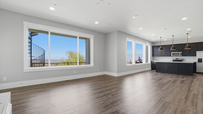 Building Photo - Luxurious Herriman 6 Bed with Indoor Court, Theater & Stunning Views!!!