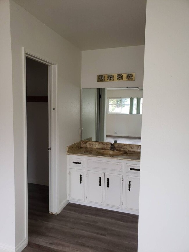 Building Photo - 5 Bed, 3 Bath La Mesa Home with SOLAR!