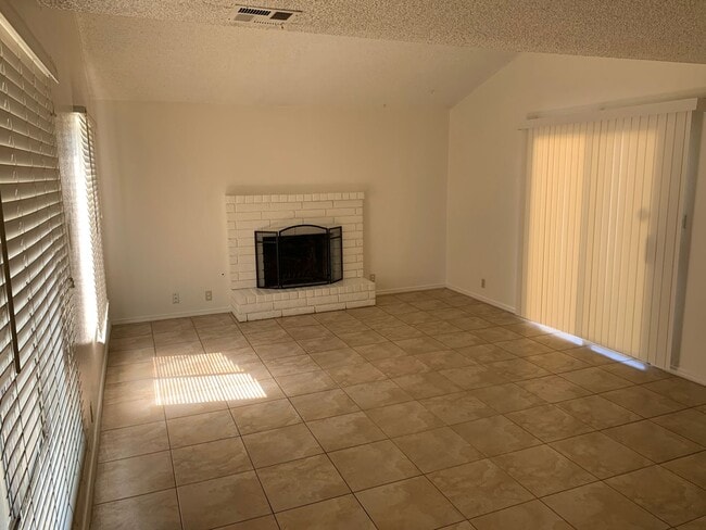 Building Photo - 2624 Kilcarey Ct