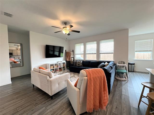 Building Photo - 745 Twinvale Dr