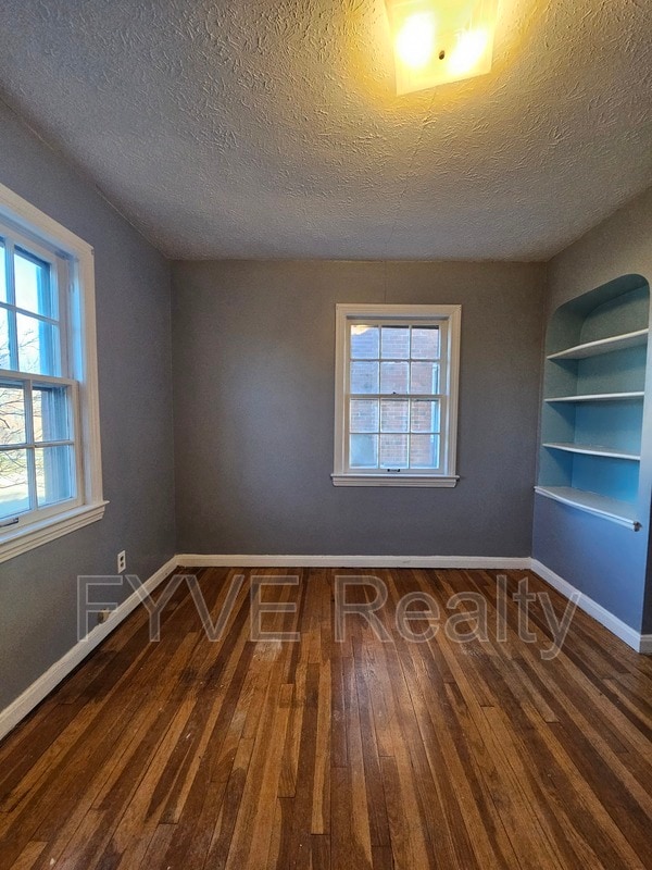 Building Photo - 3882 Faversham Rd