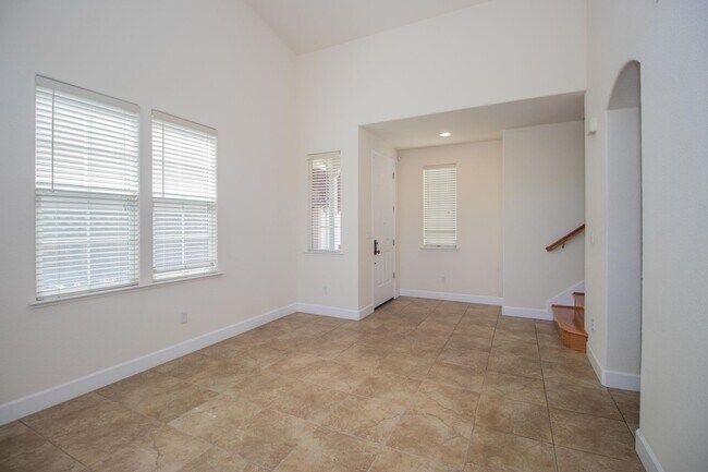 Building Photo - 4 Bedroom 3 Bathroom House | AMSI | Alexandr Metlinski