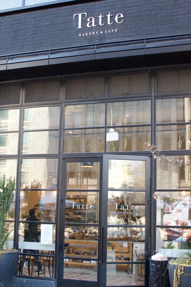 Building Photo - 2130 N St NW