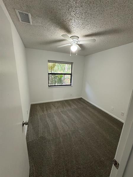 Building Photo - 3733 Carambola Cir N