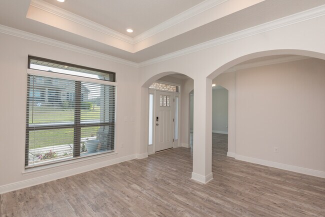 Building Photo - 9599 Pebble Stone Dr