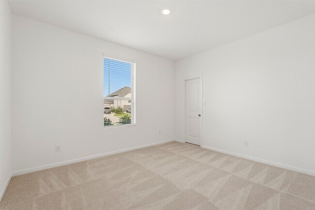 Building Photo - 6407 Amberwood Dr