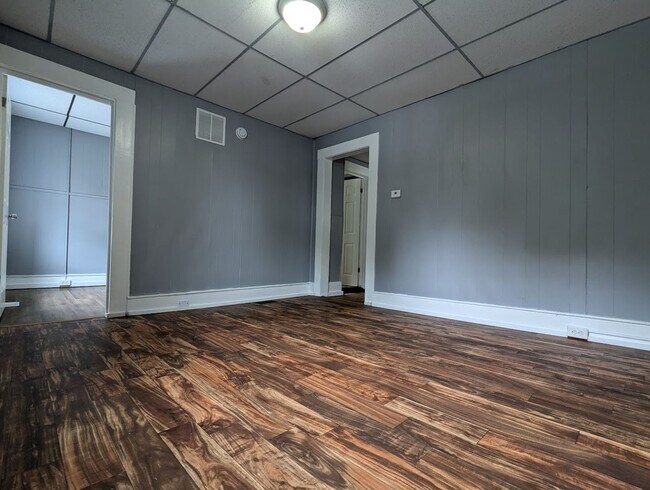 Building Photo - 50 Reservoir St