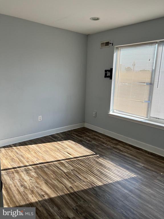 Building Photo - 1257 N Newkirk St