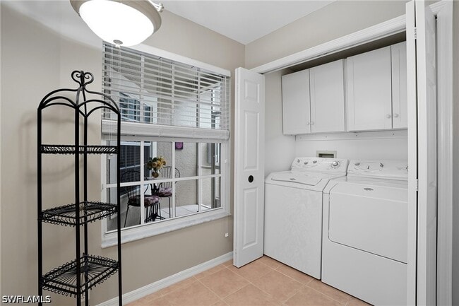Building Photo - 13641 Worthington Way