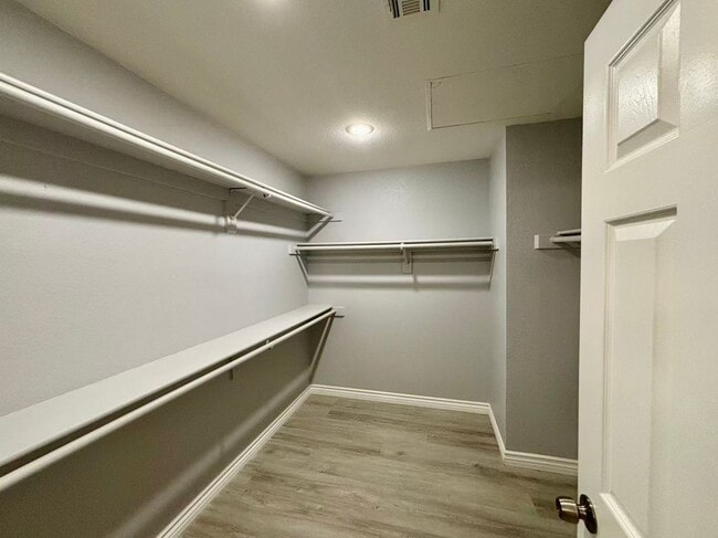 Building Photo - Beautiful 4 bedroom house in Summerlin