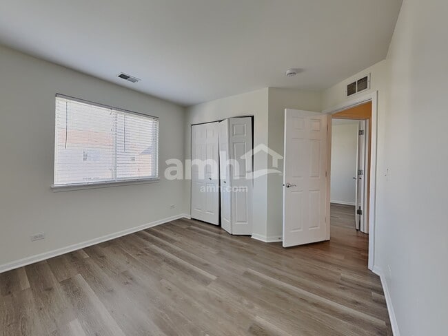 Building Photo - 34233 N Wineberry Ln