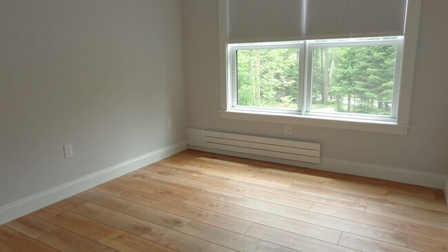 Building Photo - 112 Parkside Rd