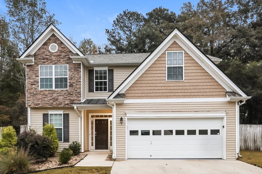 Primary Photo - 204 Sandstone Dr