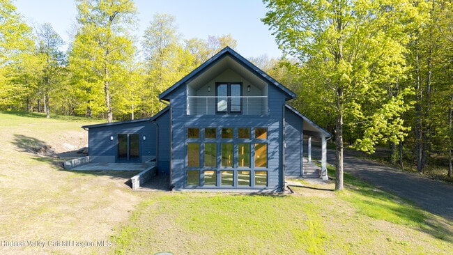 Building Photo - 323 Haddock Hill Rd