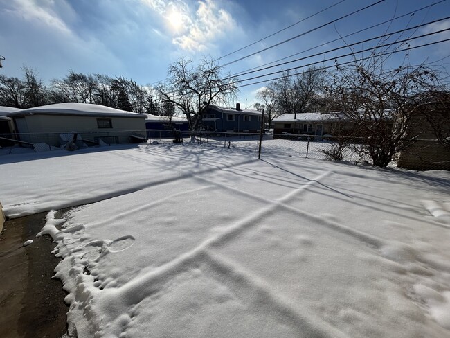 Building Photo - 1436 Forest Pl