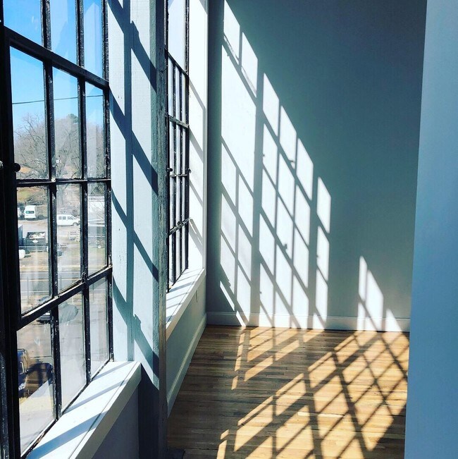 Midtown Lofts 2734 Fort Ave Lynchburg VA 24501 Apartment Finder