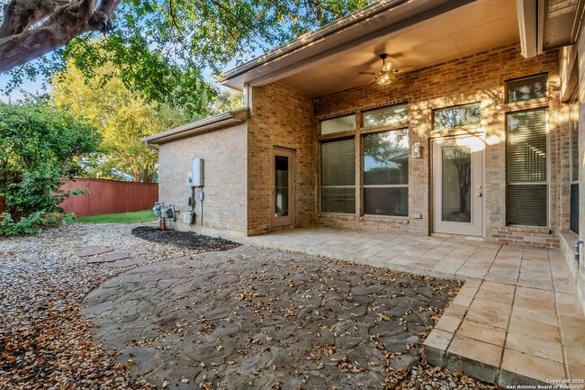 Building Photo - 3Bed/2.5 Bath House Ready for Rent!