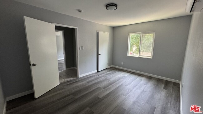 Building Photo - 1255 Velasco St