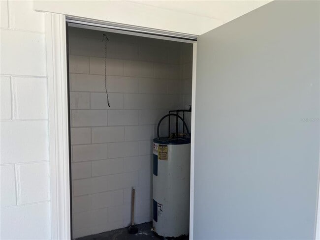 Building Photo - 135 Dairy Rd