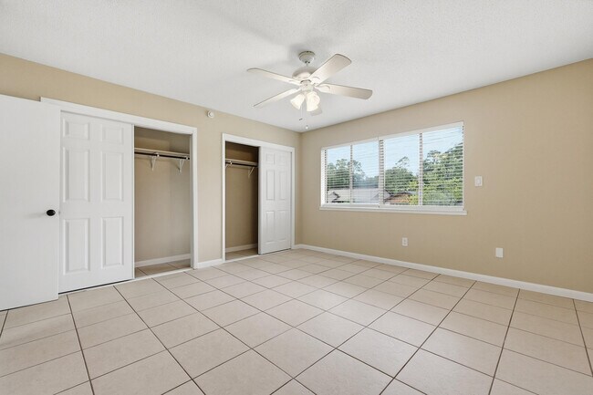 Building Photo - 644 Caribbean Way