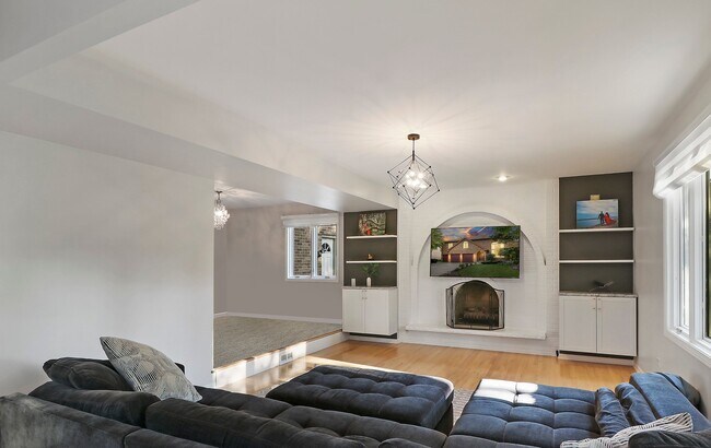 Building Photo - 196 Rosedale Ct