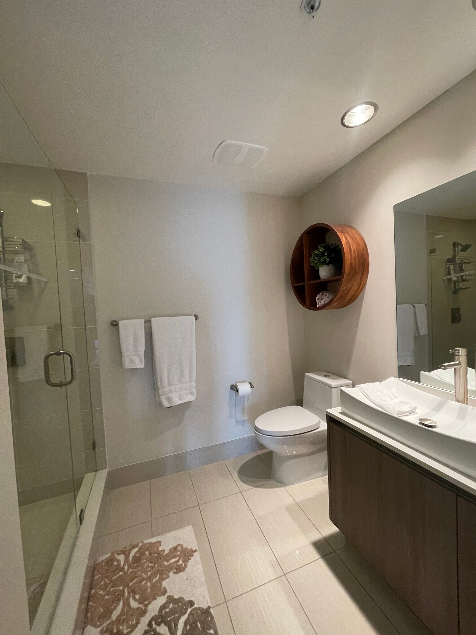 Building Photo - 201 SW 17th Rd