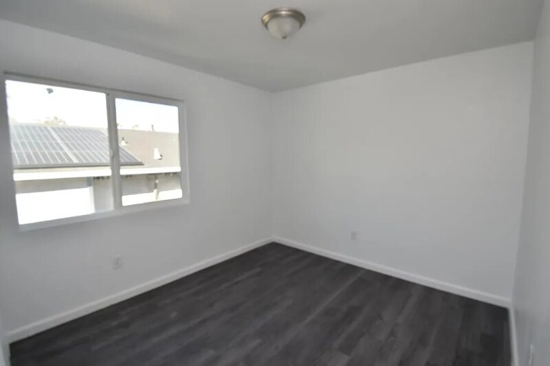 Building Photo - 880 41st St