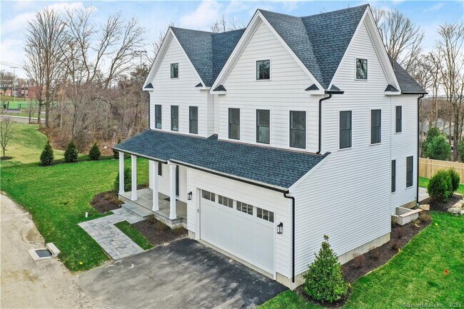 Building Photo - 2 Argento Ln