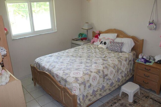 Building Photo - 13847 Geranium Pl