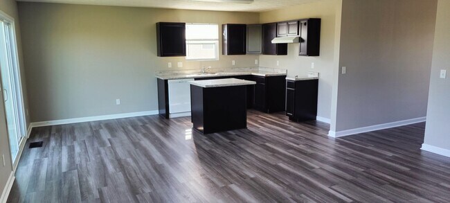 Building Photo - 2158 Pumpkin Ridge Ct