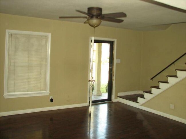 Building Photo - Two-Bedroom, 1-Bath Condo in Bordeaux Village