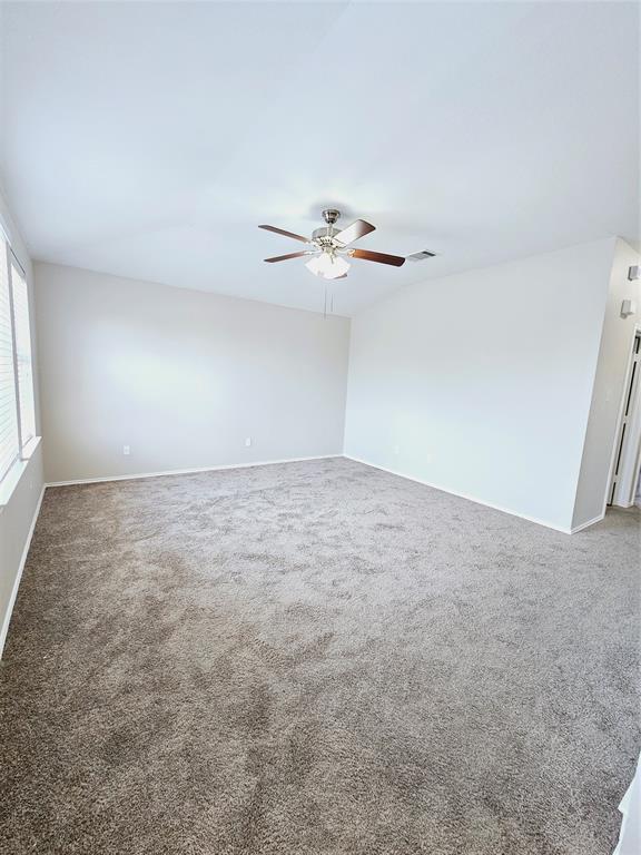 Building Photo - 789 Covent Dr