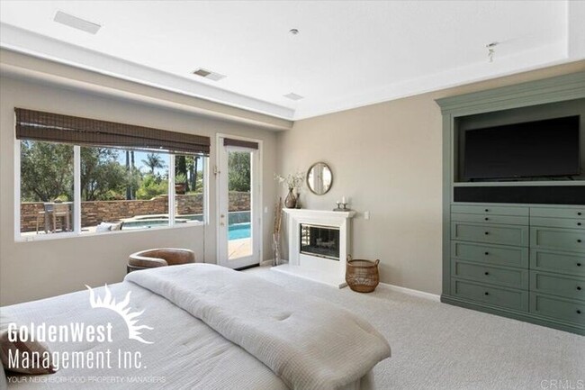 Building Photo - Luxurious 4Bdm 3Ba Escondido Estate with R...